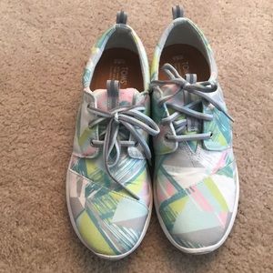 Toms Sneakers